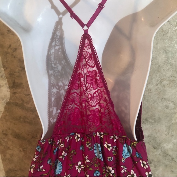 Secret Treasures Floral-Lace Back Nightgown - Picture 8 of 11